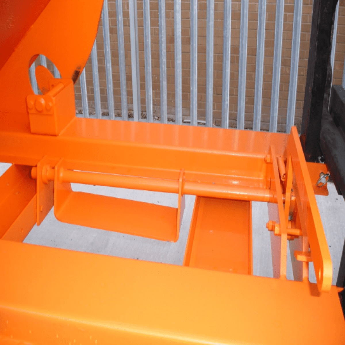 4 Way Entry Tipping Skip.