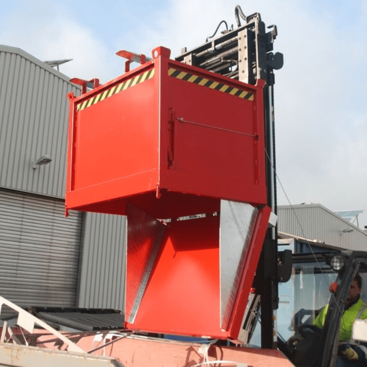 Fork Mounted Hinged Bottom Skip-Type FB