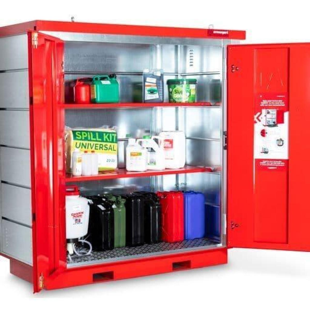 Armorgard FormaStor COSHH FR100-C