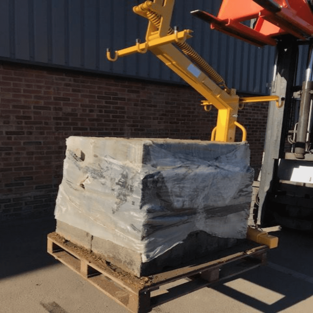 Automatic Pallet Forks